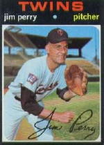 1971 Topps Baseball Cards      500     Jim Perry